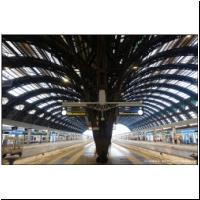 Milano Centrale Halle.jpg